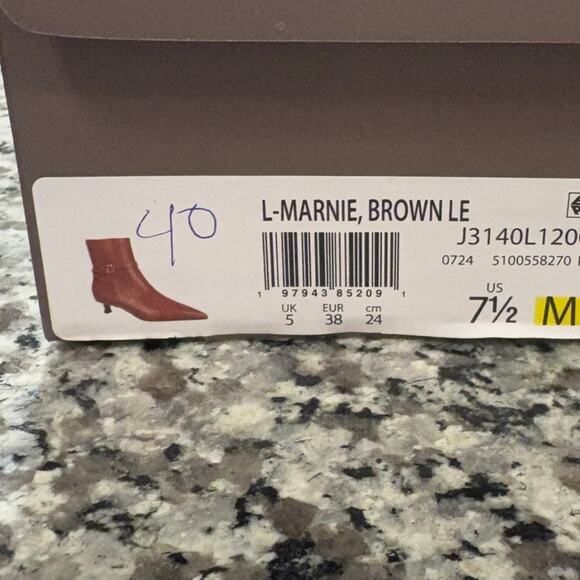 Franco Sarto L-Marnie Brown Leather Booties - US 7.5 - Picture 6 of 9